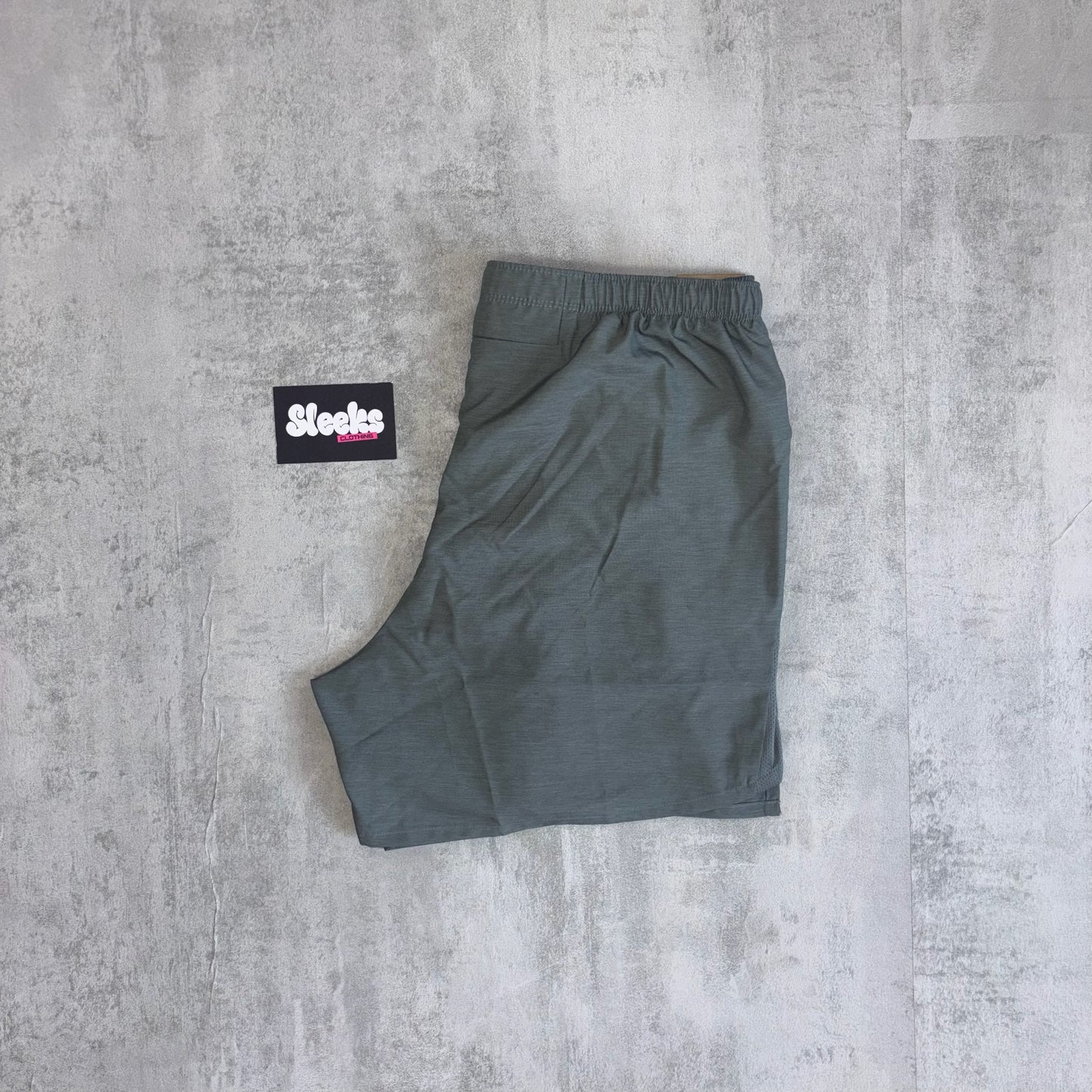 Nike Challenger Shorts Grey