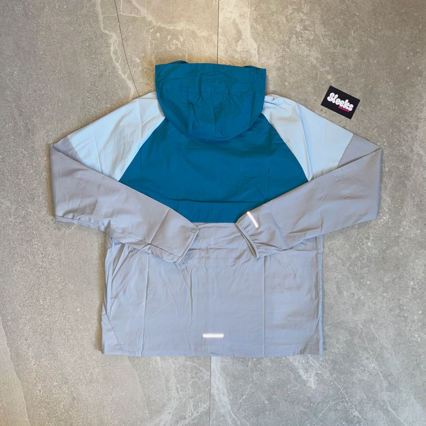 Nike Impossibly Light Windrunner Green Abyss/Wolf Grey