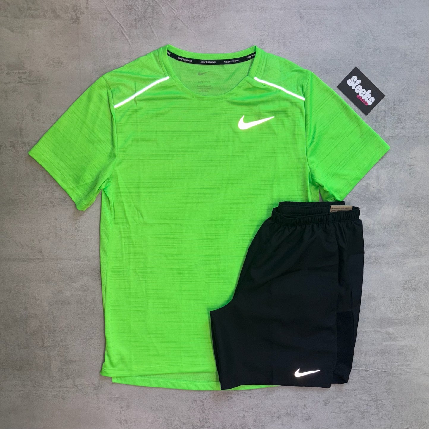 Nike Miler Set Green Strike