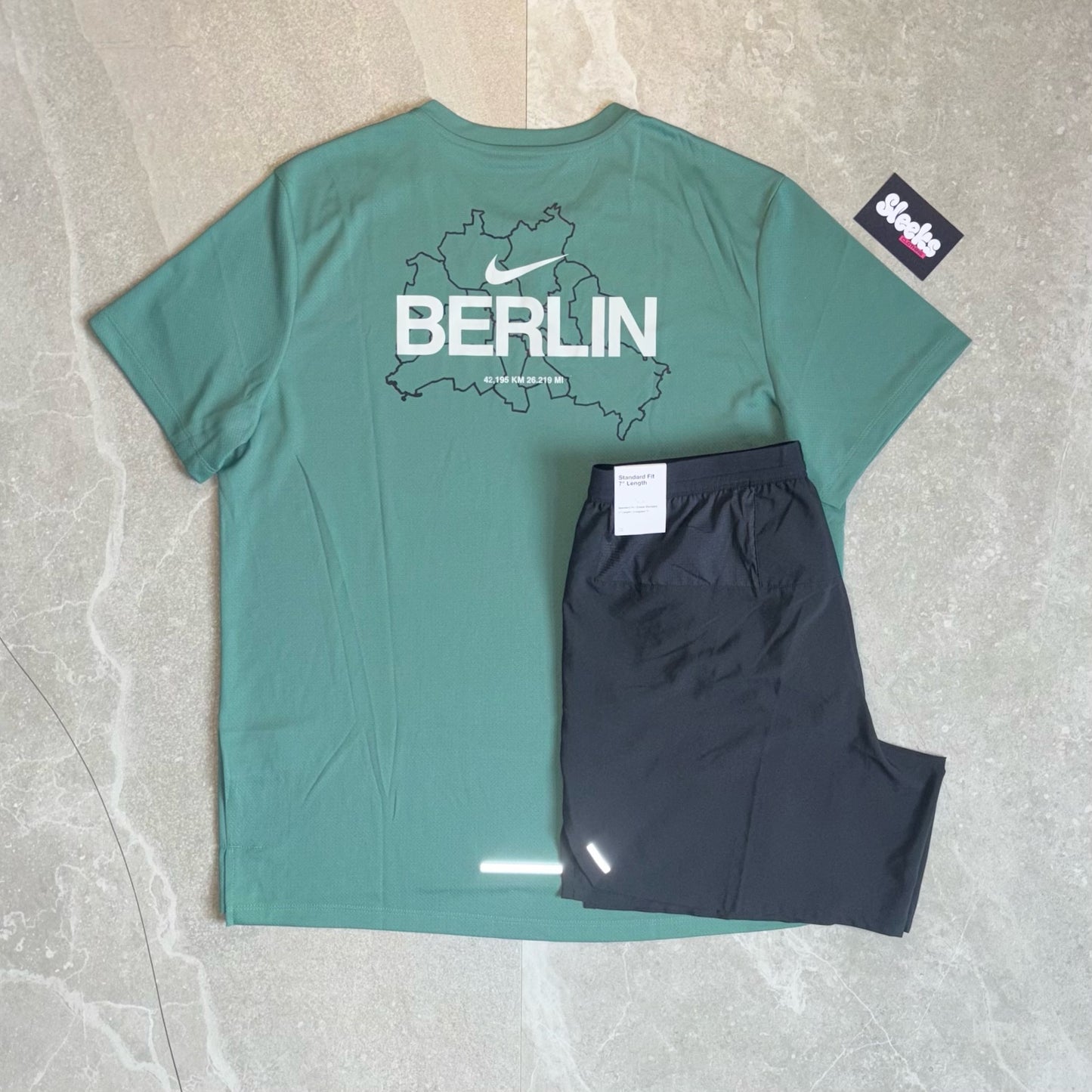 Nike Berlin Miler Set Bicostal/Black Stride Shorts
