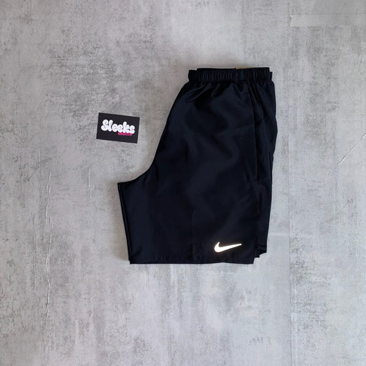 Nike Challenger Shorts Black