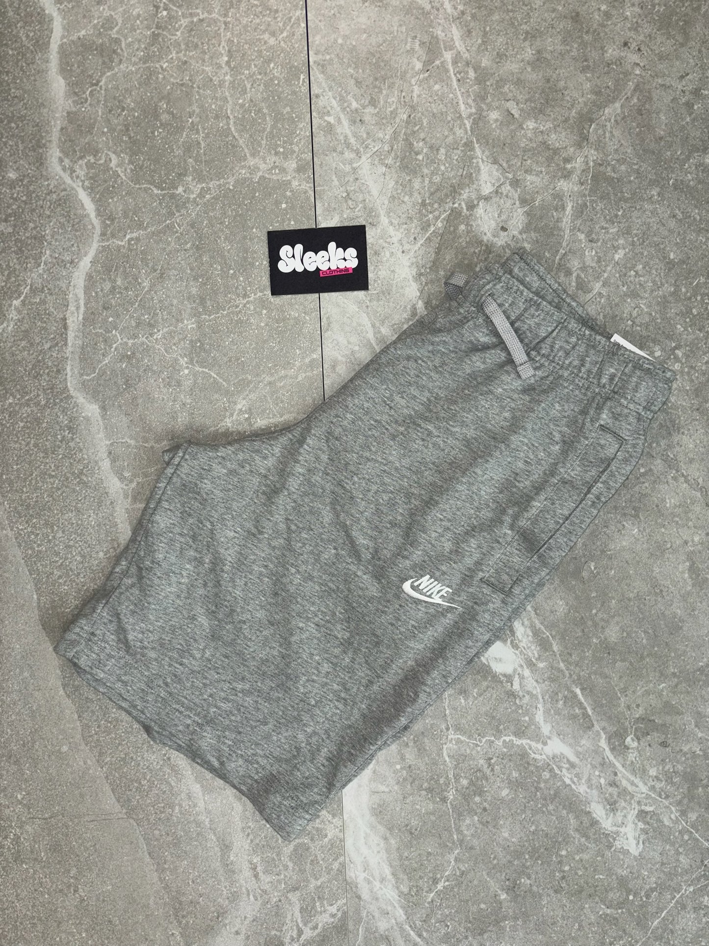 Nike Club Shorts Grey