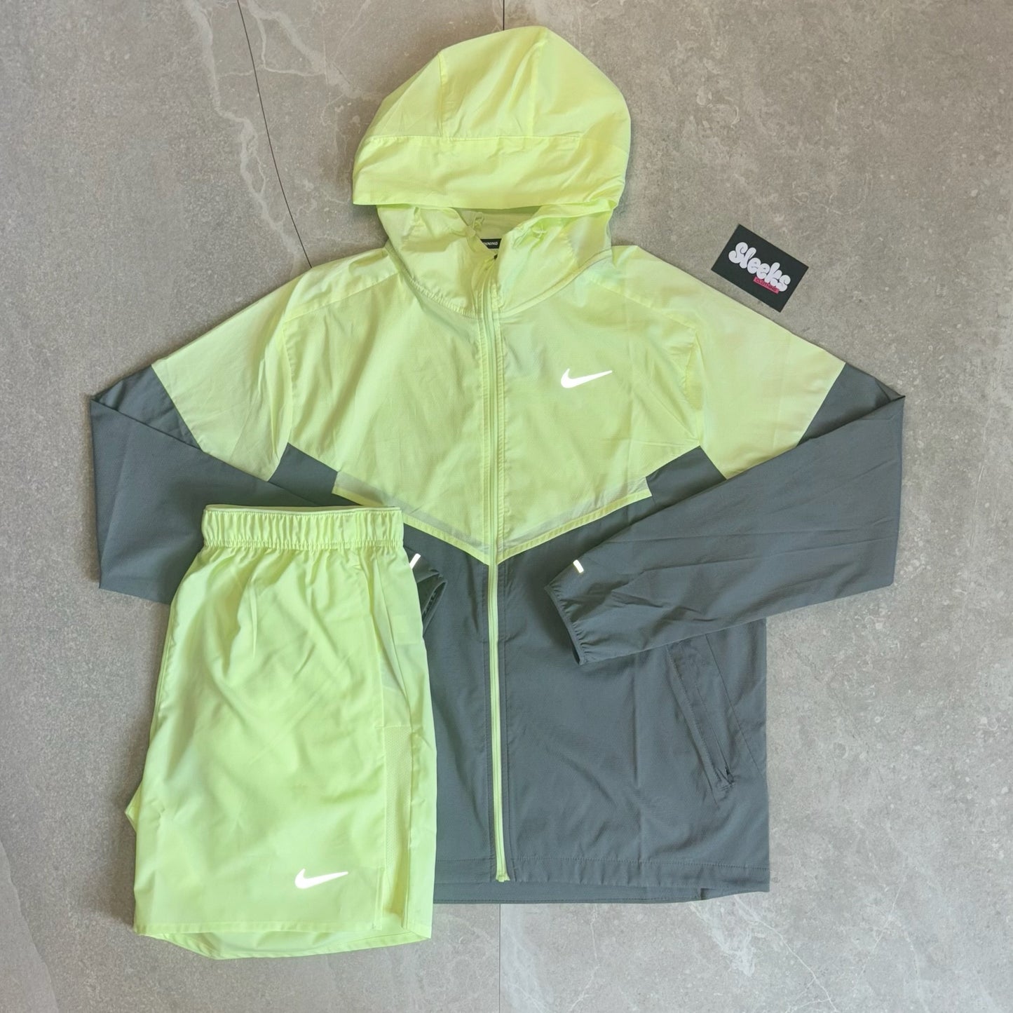 Nike Windrunner Set Barely Volt