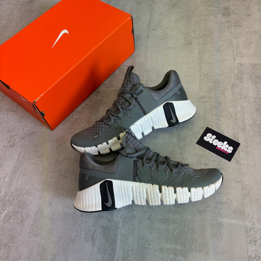 Nike Free Metcon 5 Smoke Grey