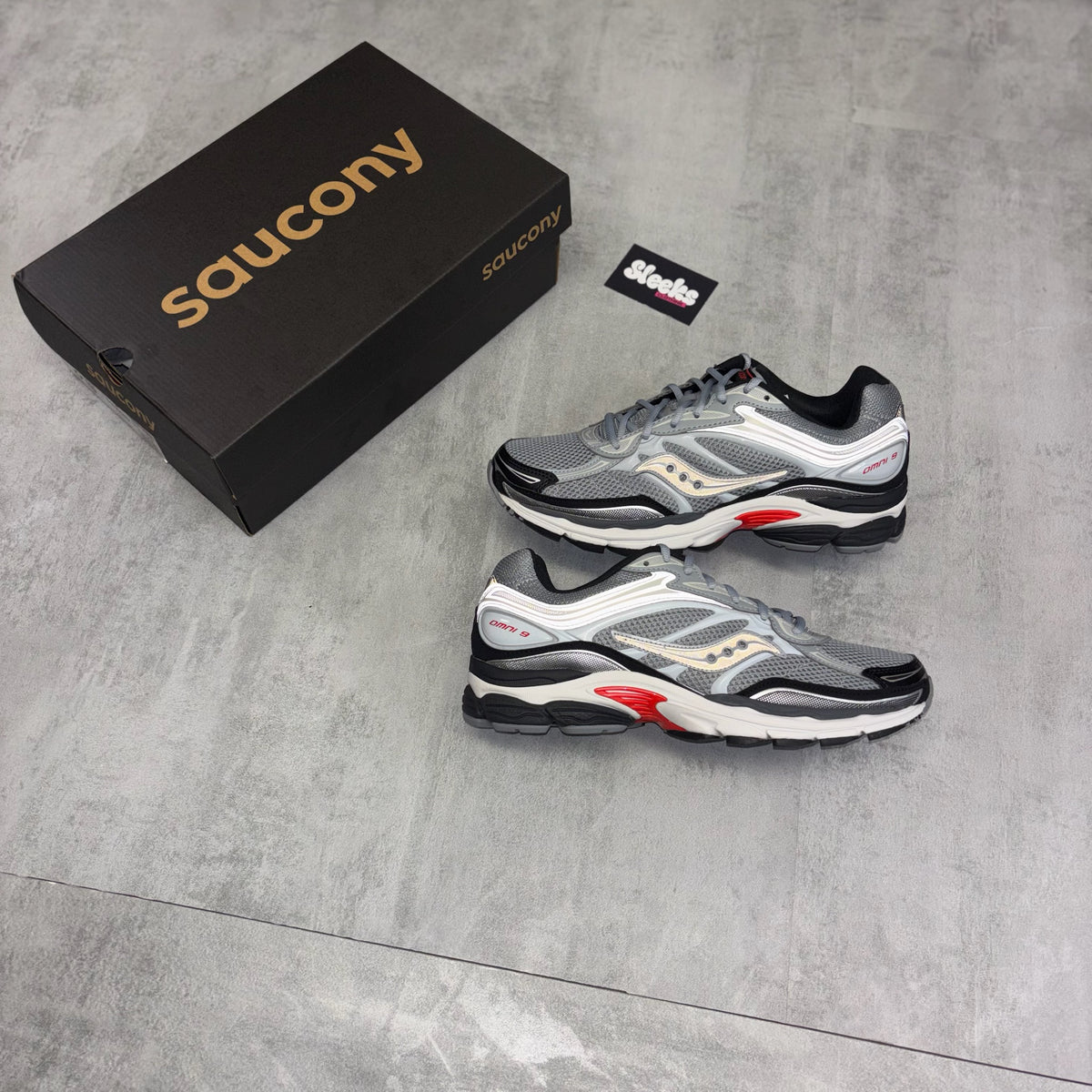 Saucony Omni 9 Grey/Red