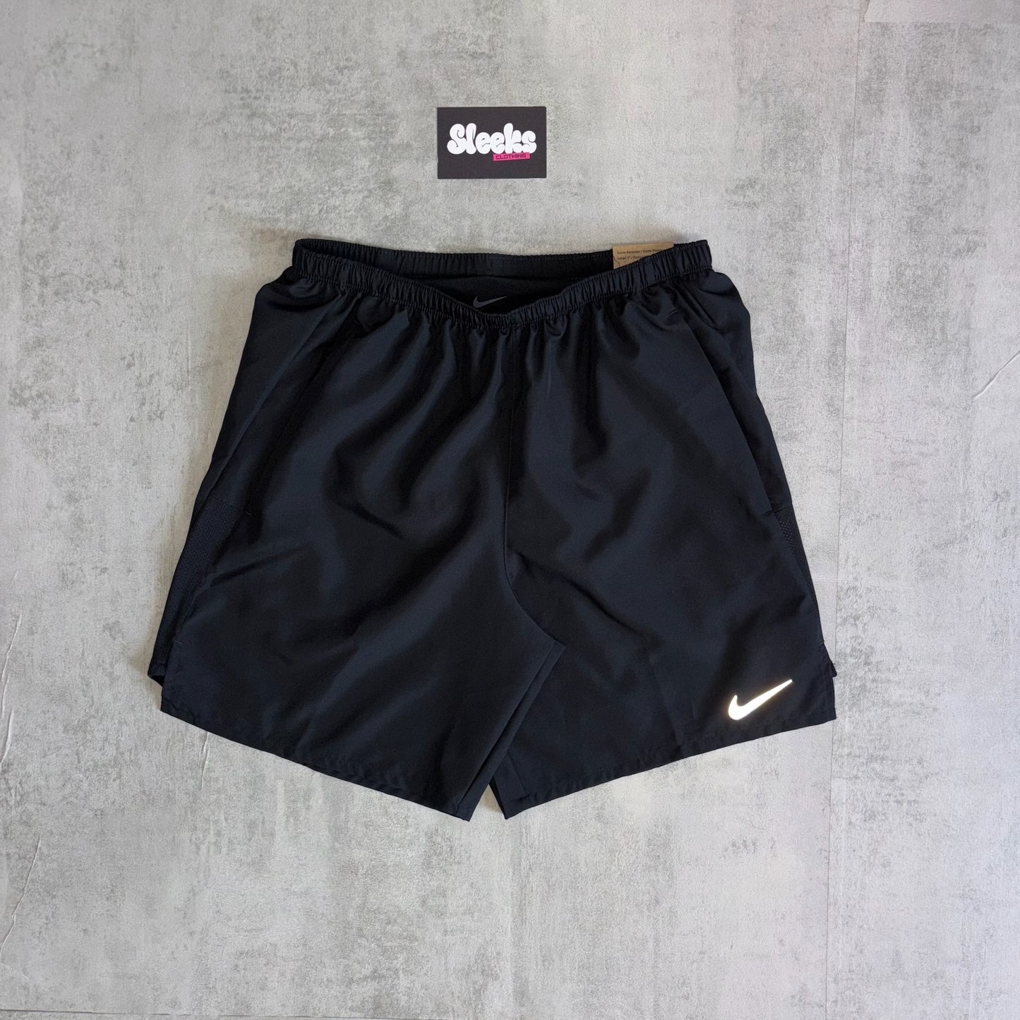 Nike Challenger Shorts Black