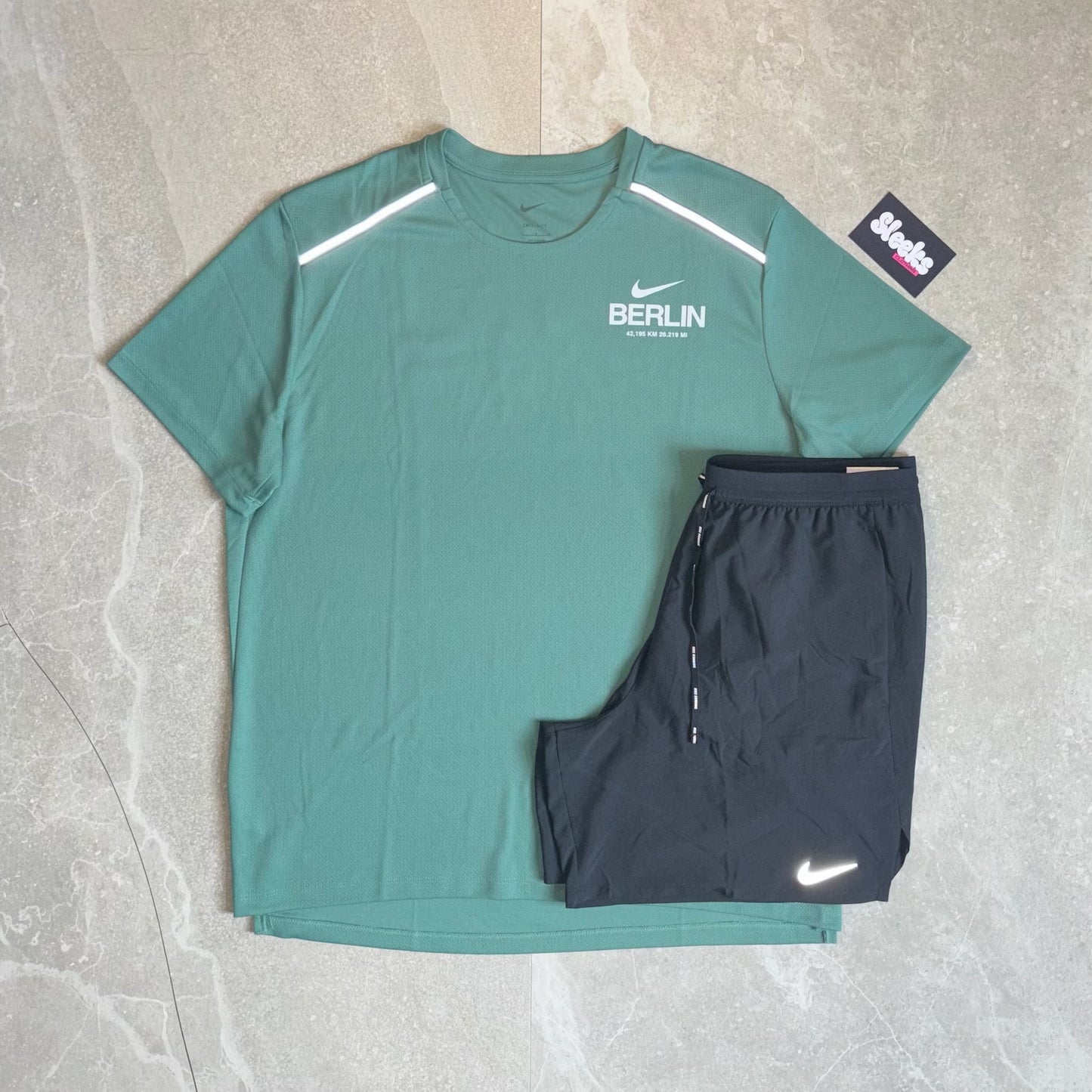 Nike Berlin Miler Set Bicostal/Black Stride Shorts