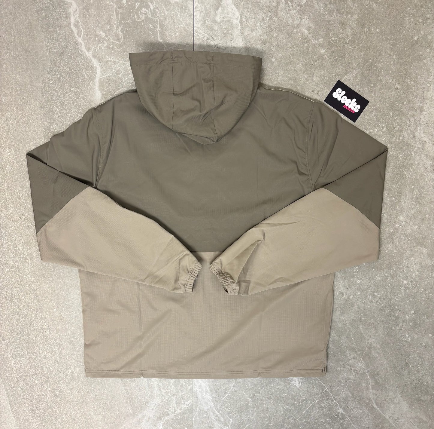 Under Armour Windbreaker Stone