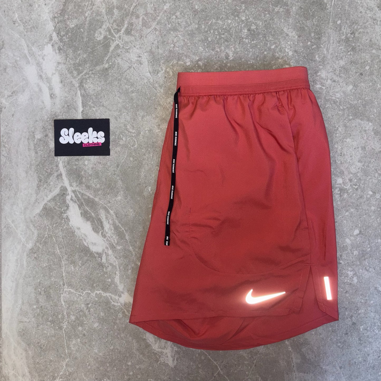 Nike Stride Shorts Adobe Red