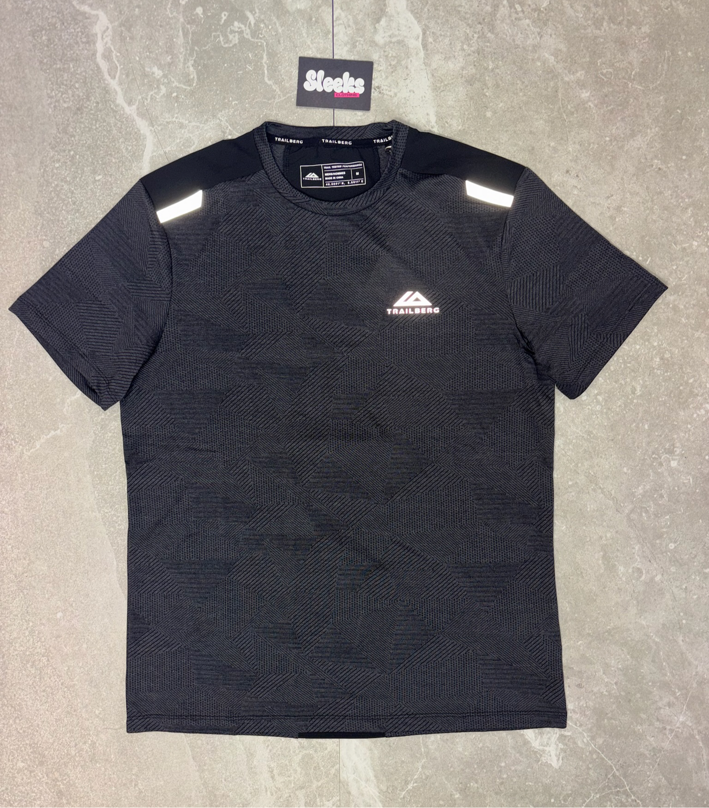 Trailberg Dimension Tee Black