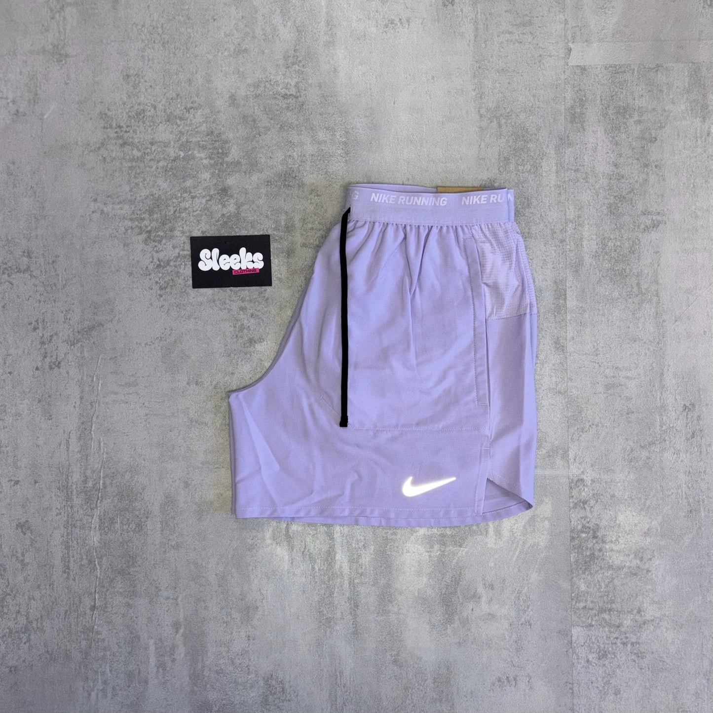 Nike Stride Shorts Hydrangeas