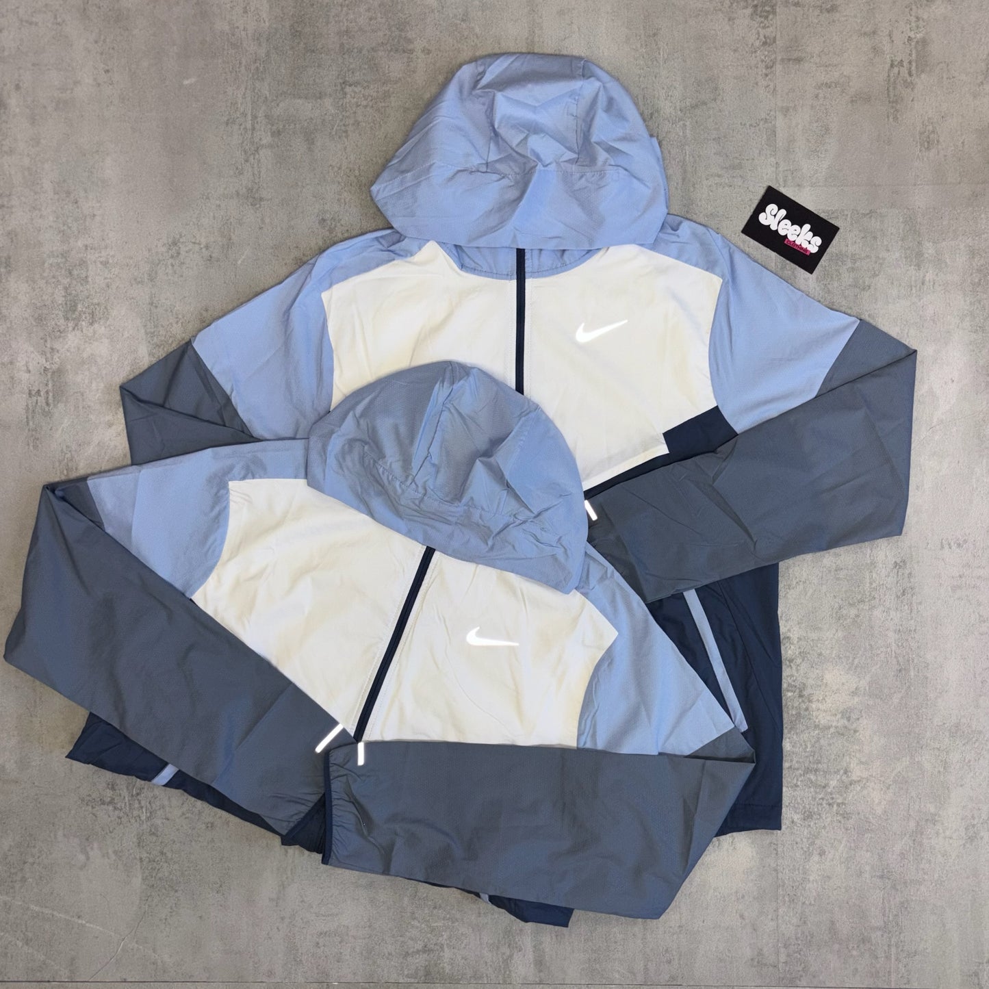 Nike Impossibly Light Windrunner White/Diffused Blue