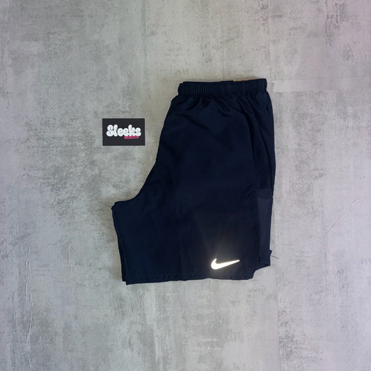 Nike Challenger Shorts Navy