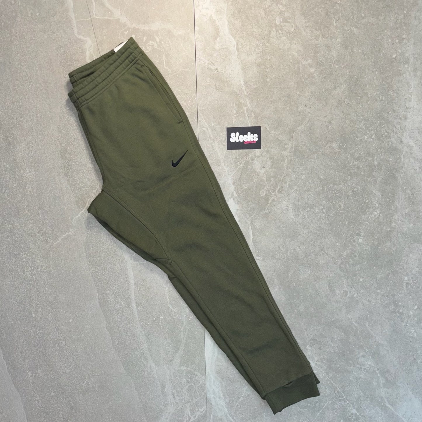 Nike Club Joggers Khaki