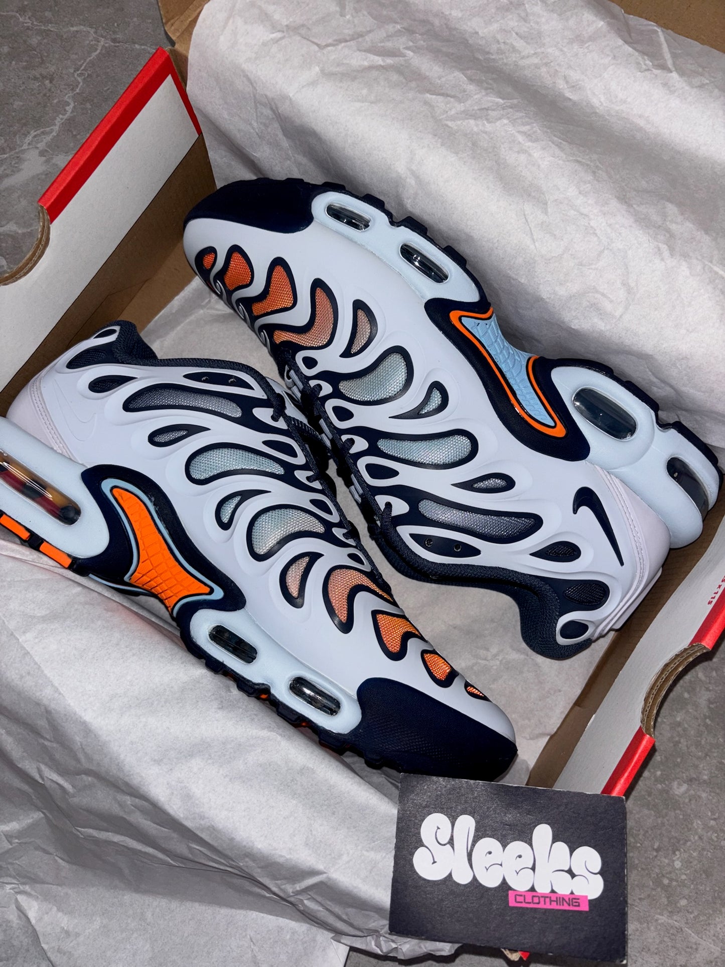 Nike Air Max Plus Drift Football Grey