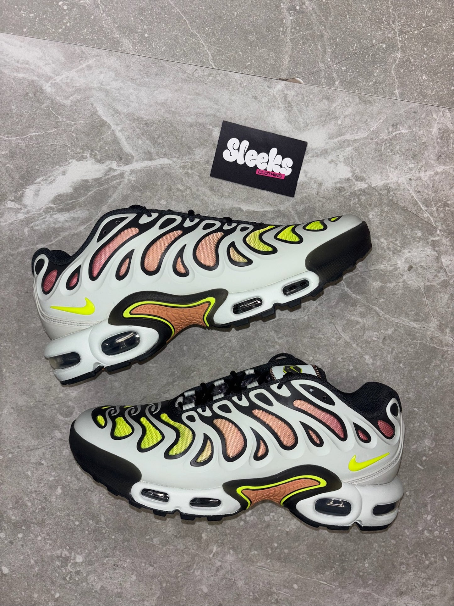 Nike Air Max Plus Drift