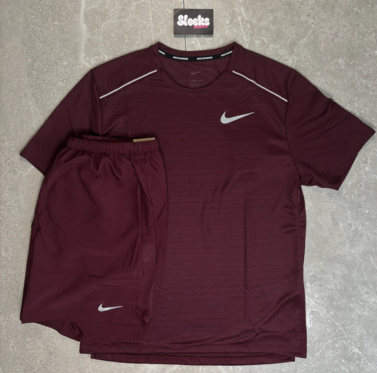 Nike Miler Set Night Maroon